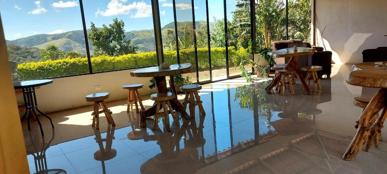 Rancho Huacatay Bed & Breakfast Monteverde Exterior photo